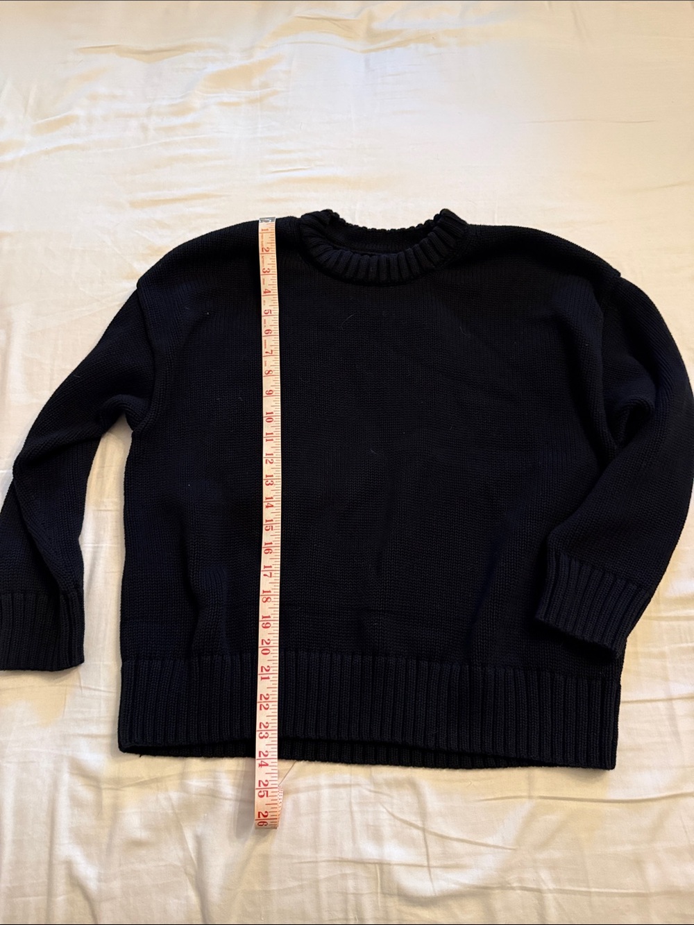 GAP Women's Crewneck Sweater in Black Petite Medium